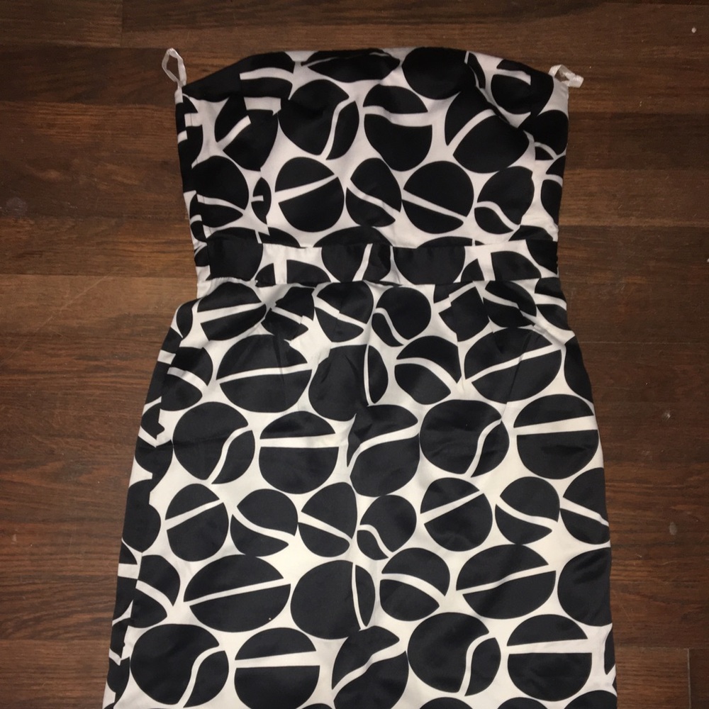 Banana Republic black and white dress